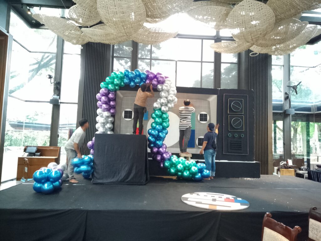 Sewa Grandland Balon & Backdrop