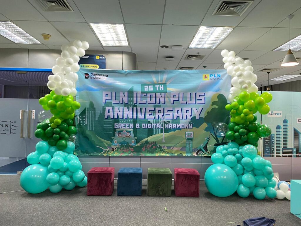 Sewa Grandland Balon & Backdrop