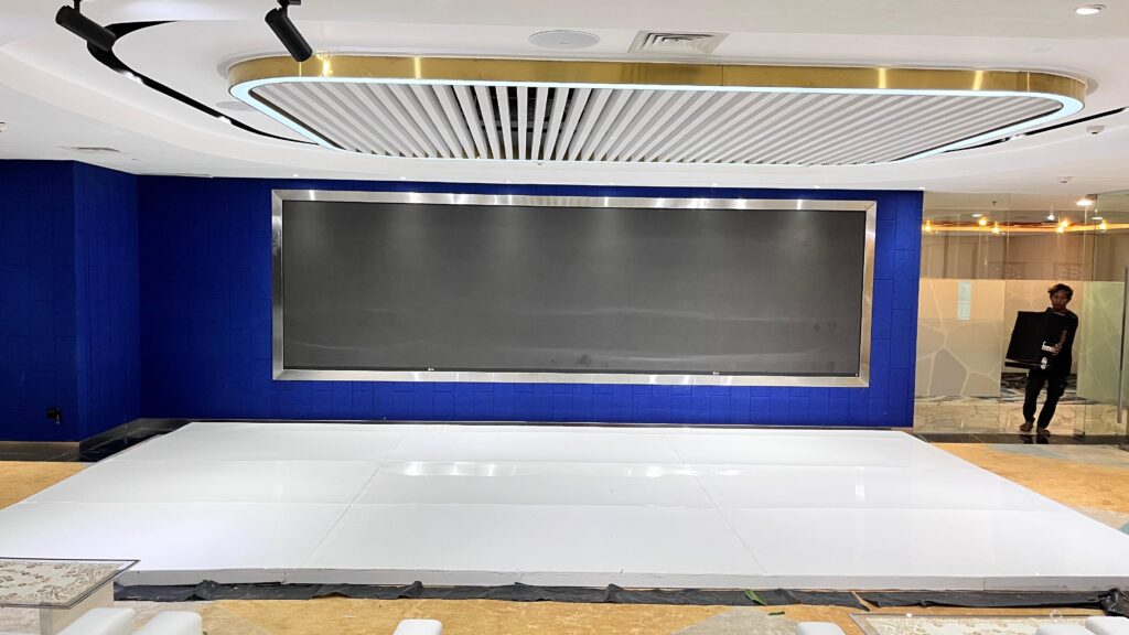 Sewa Flooring Melamin Putih