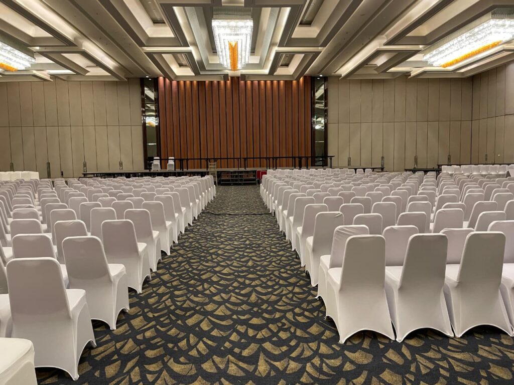 Sewa Kursi Futura Cover Stretch Putih