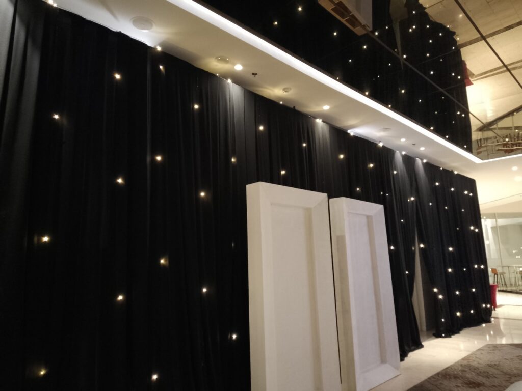 Sewa Tirai Aesthetic