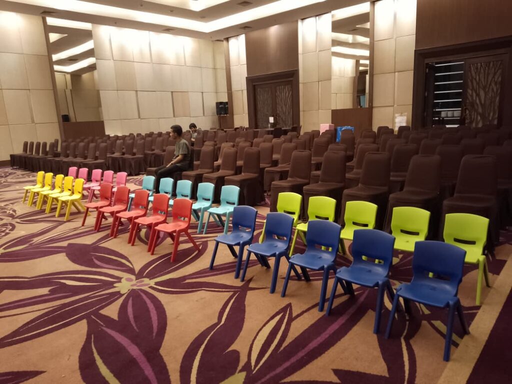 Sewa Kursi Anak Jakarta