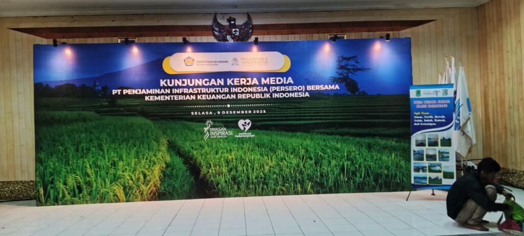 WhatsApp Image 2025-12-08 at 23.04.56_574c7de8